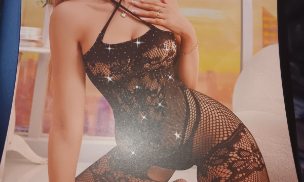 Jenny in black [Wild and Rose Collection]